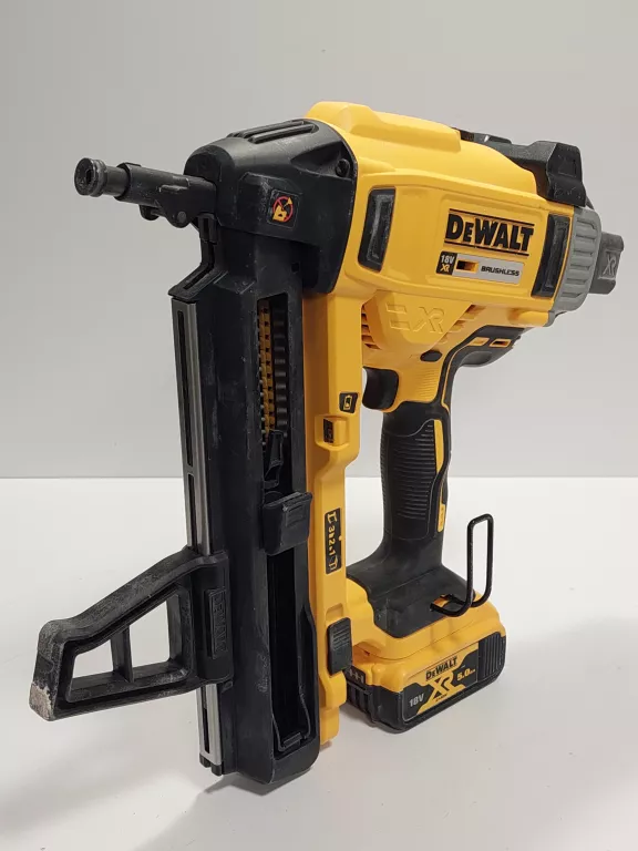 GWOŹDZIARKA DEWALT DCN890