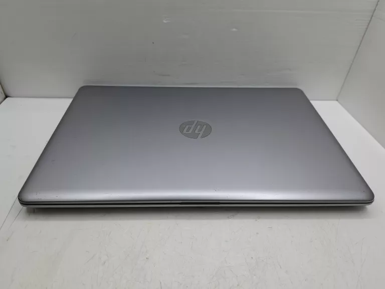 LAPTOP HP 255 G6 AMD A6/4GB RAM/ 1 TB HDD