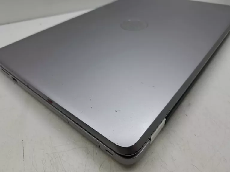 LAPTOP HP 255 G6 AMD A6/4GB RAM/ 1 TB HDD