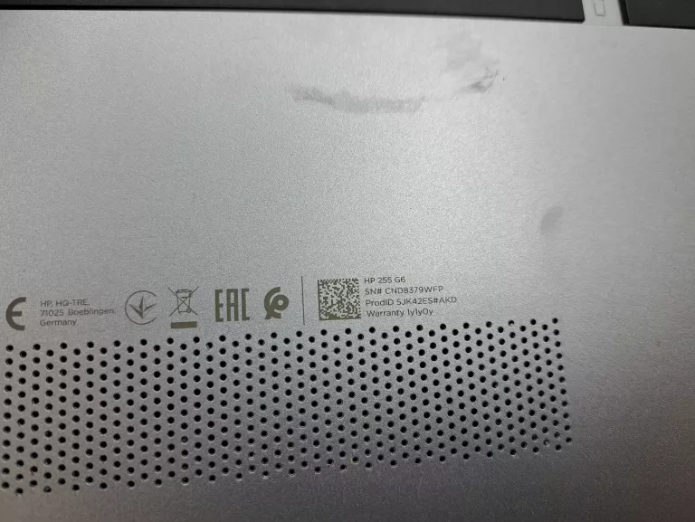 LAPTOP HP 255 G6 AMD A6/4GB RAM/ 1 TB HDD