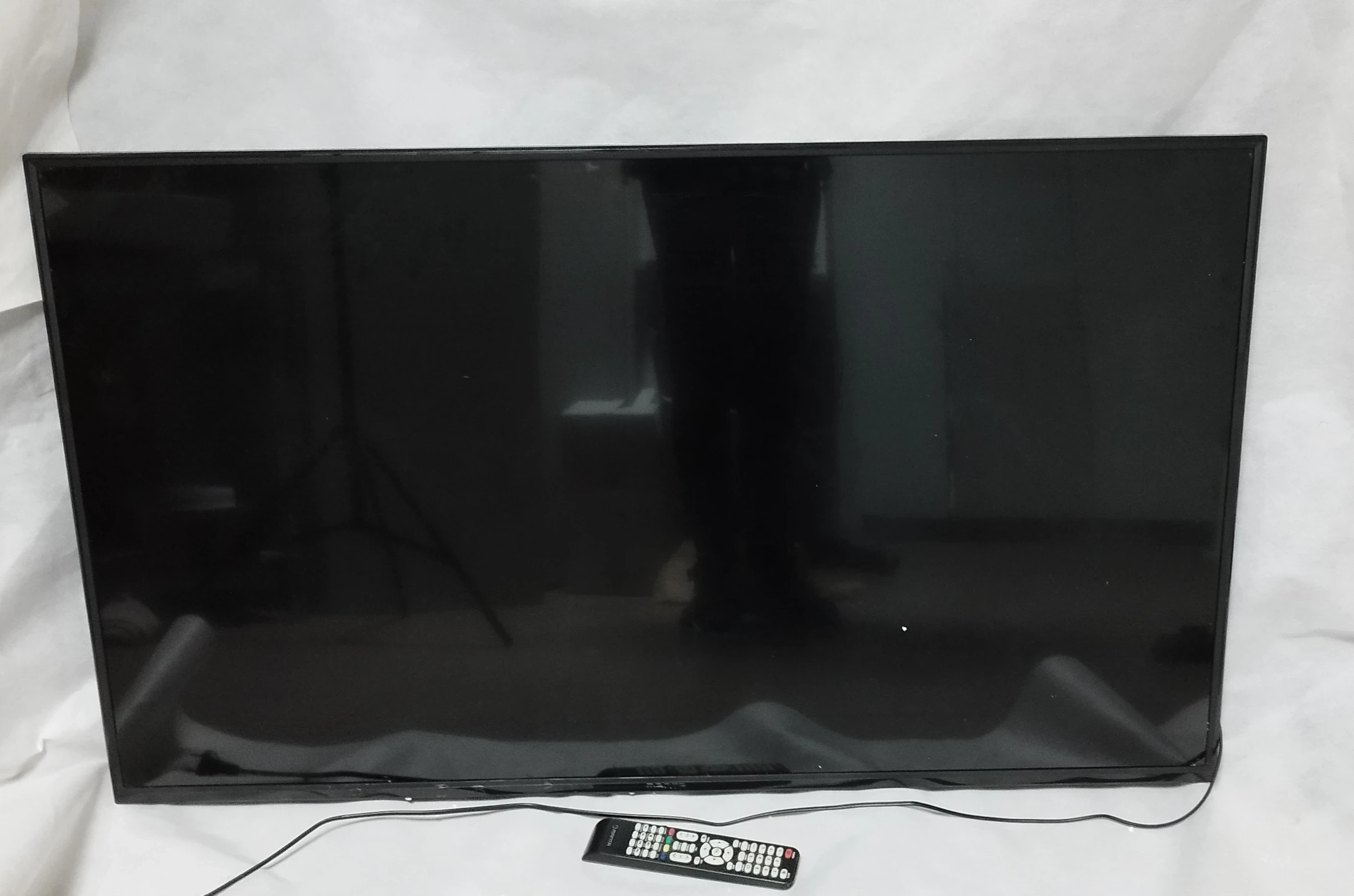 telewizor-manta-led94901s-komplet-sikorskiego-40-ketrzyn