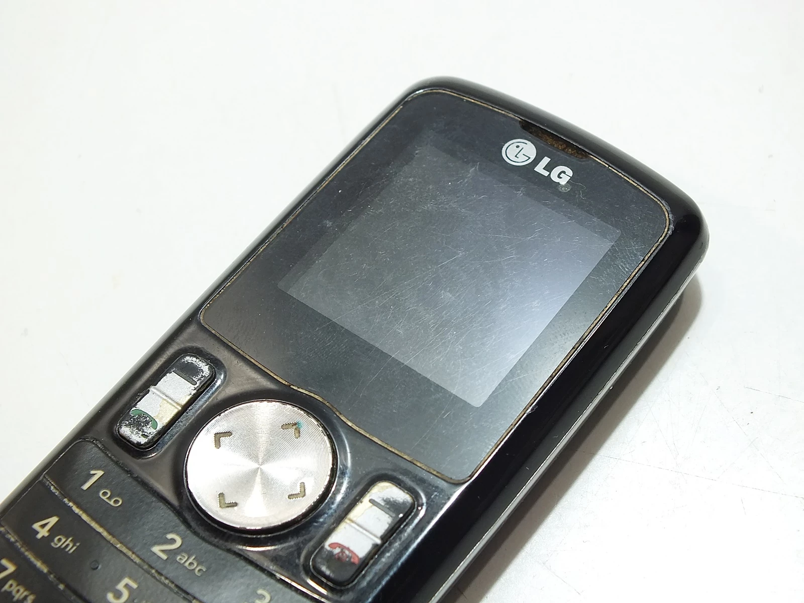 telefon-lg-gb102lad-kolor-czarny