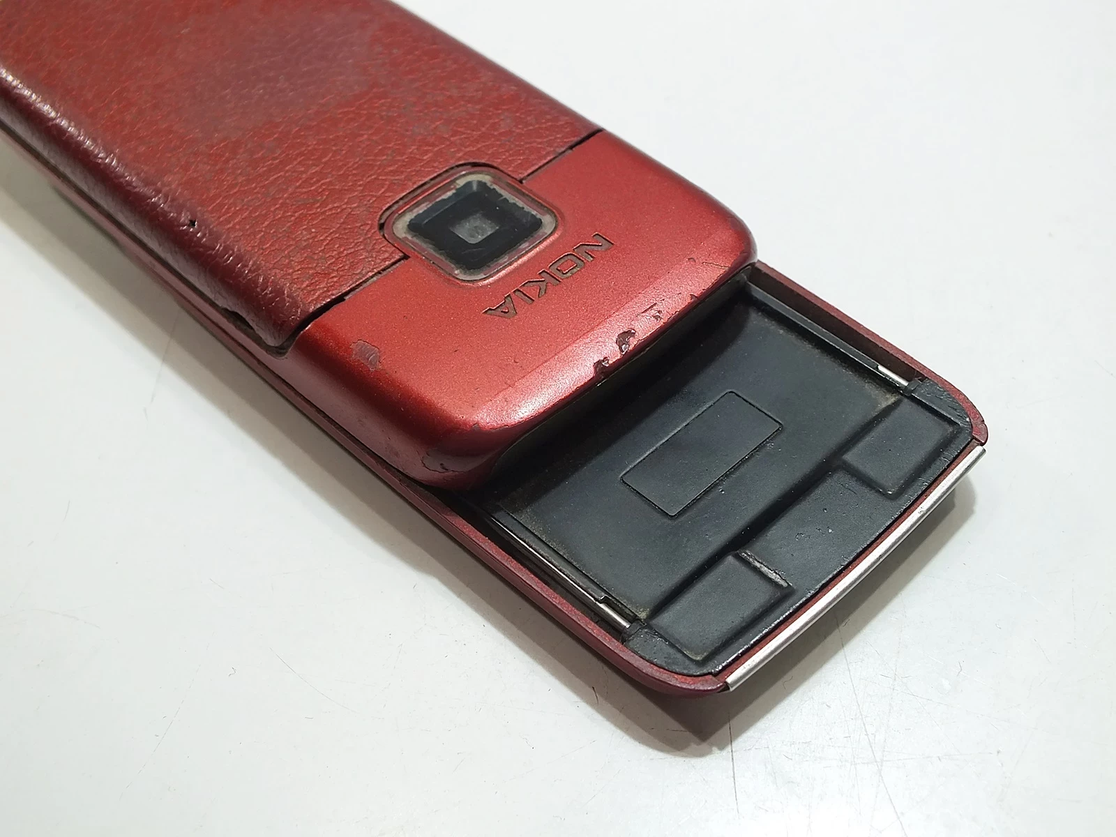 telefon-nokia-e65-1lad-przekatna-ekranu-2