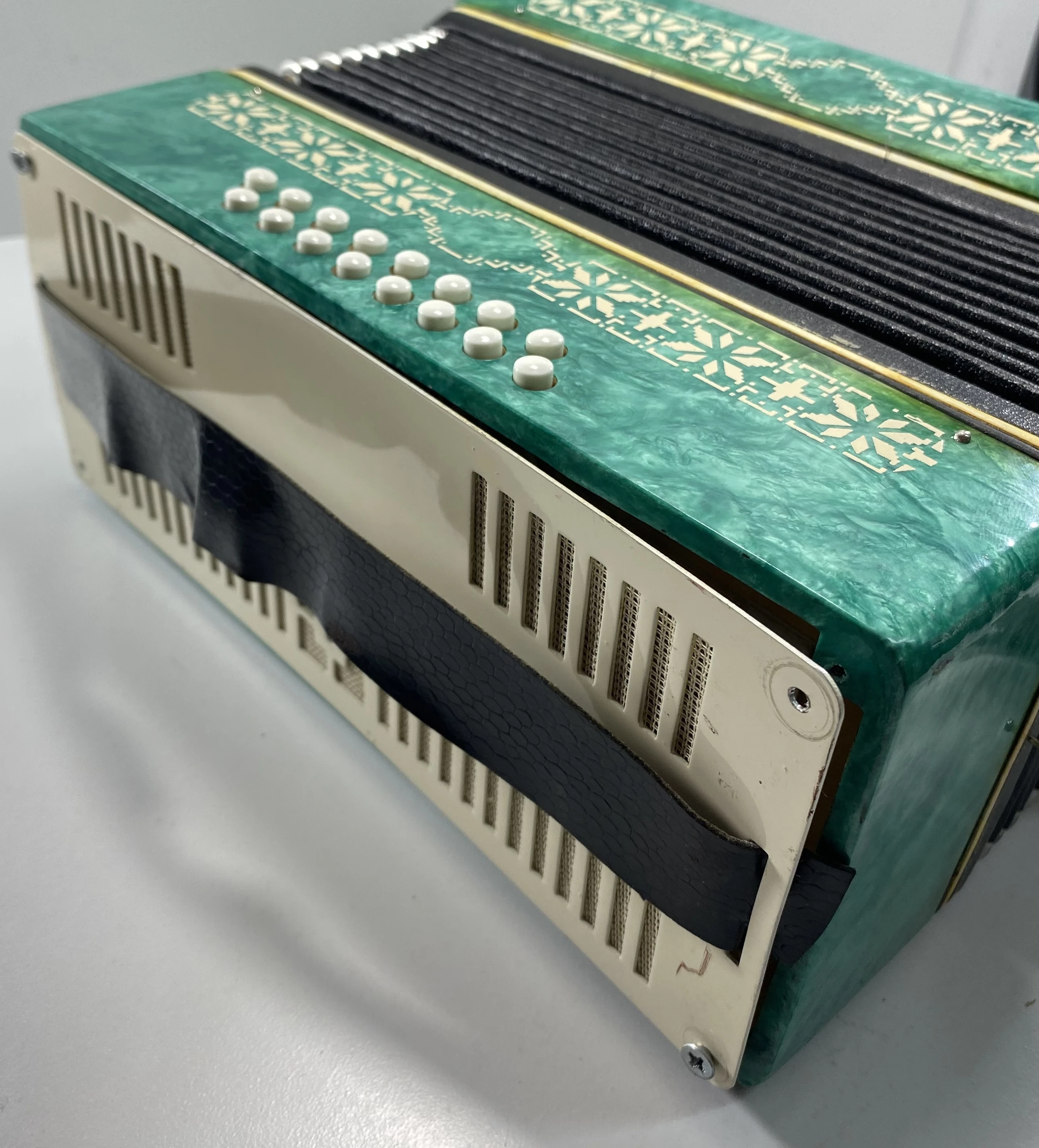 akordeon-malysz-czytaj-opis-marka-malysz