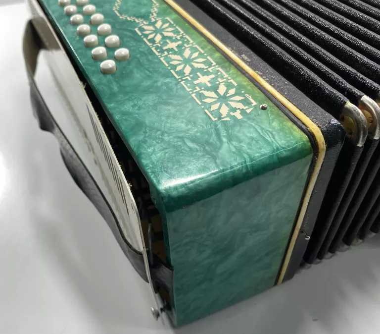 akordeon-malysz-czytaj-opis-stan-uzywany