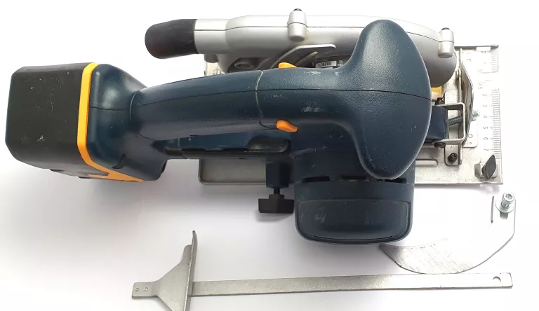 PILARKA TARCZOWA RYOBI CCS-1801/D-OPIS