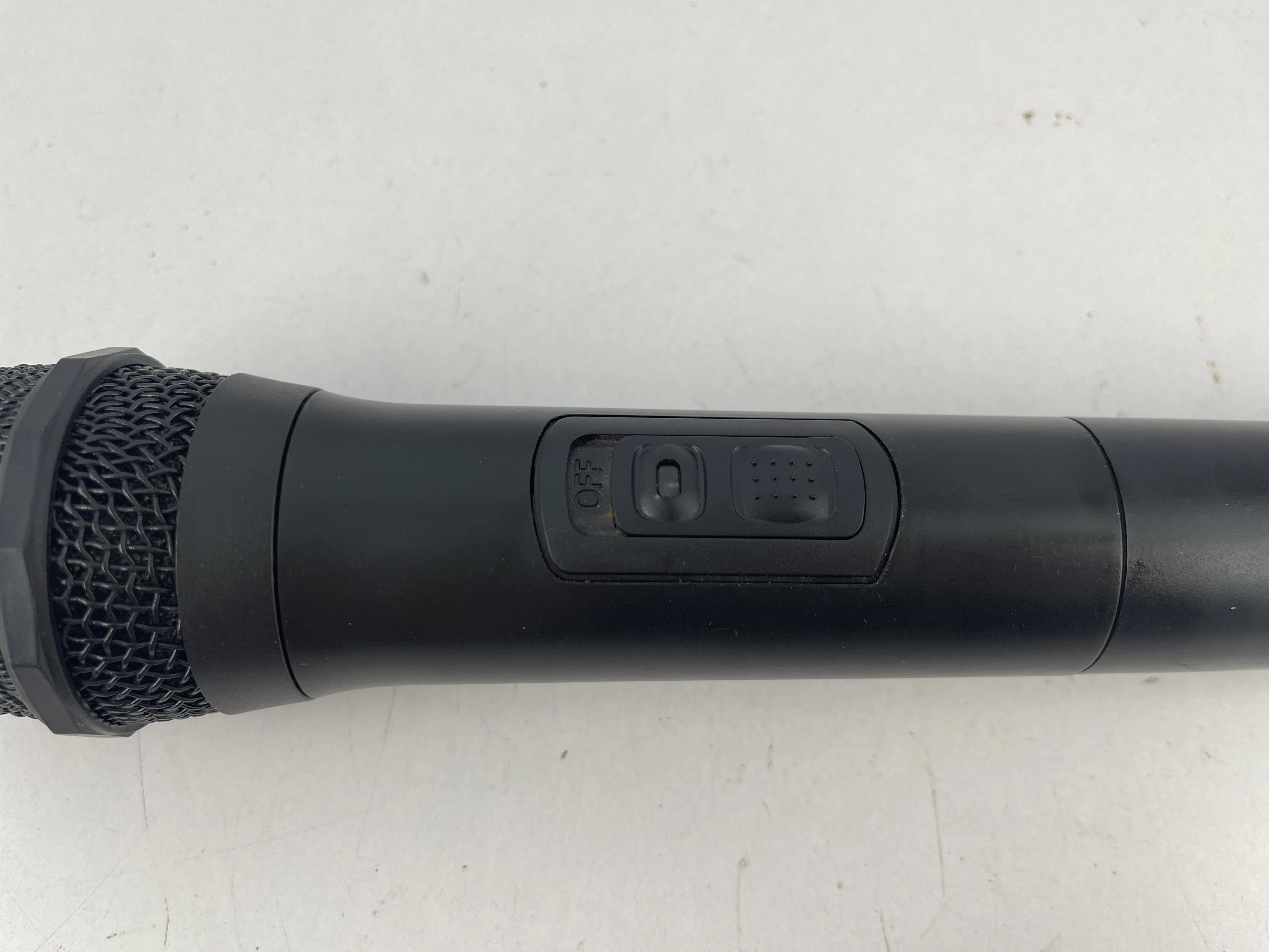 mikrofon-czarny-at-at-stan-uzywany