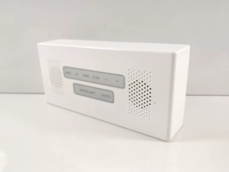 RADIO BUDZIK AA831 ATLAS FOR MEN