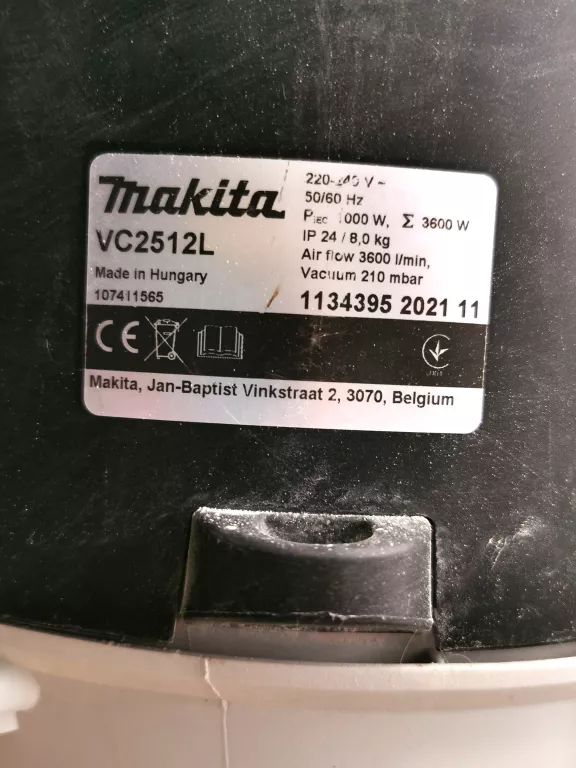 odkurzacz-makita-vc2512l-marka-makita