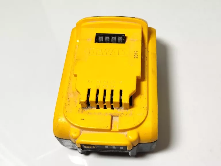 WKRĘTARKA AKUMULATOROWA DEWALT DCD991 18V ZESTAW