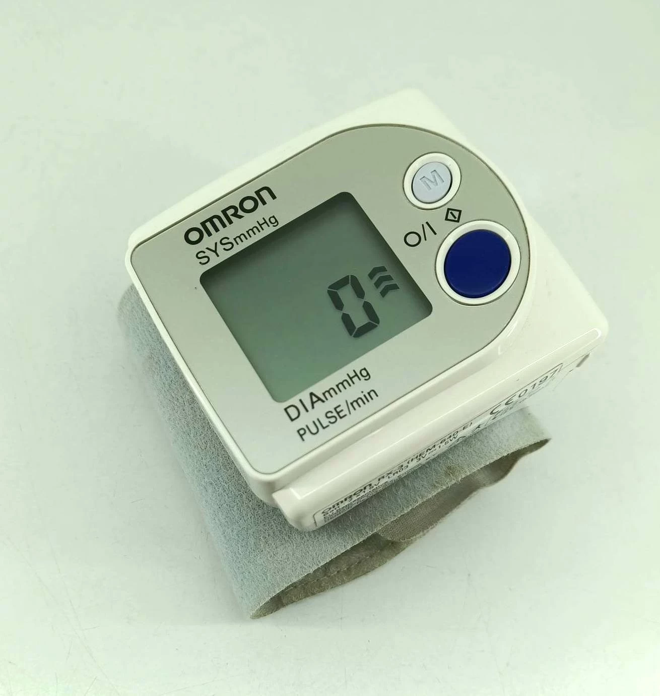 cisnieniomierz-omron-rx-3-miejsce-pomiaru-nadgarstek