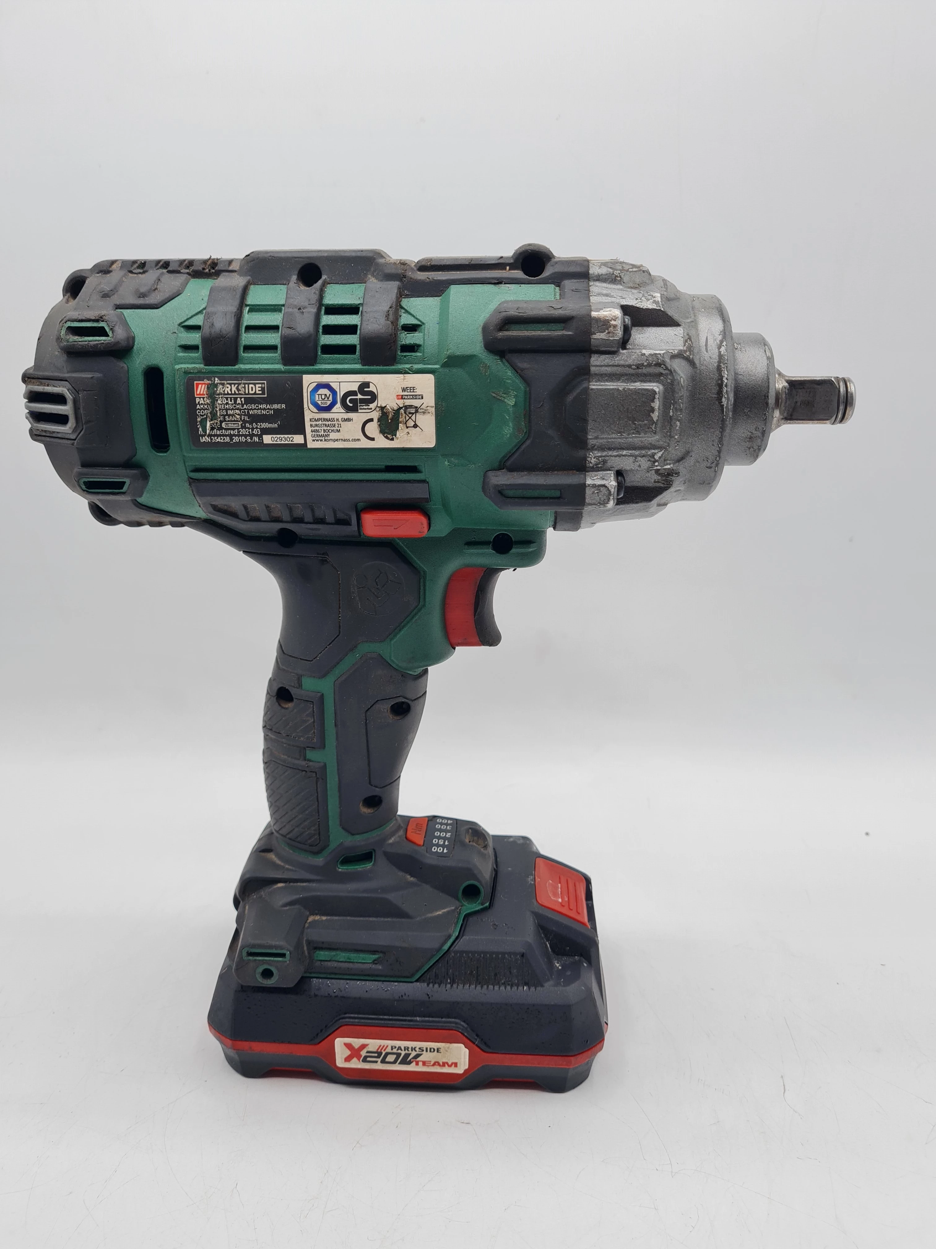 parkside-akumulatorowy-klucz-udarowy-rodzaj-silnika-silnik-szczotkowy