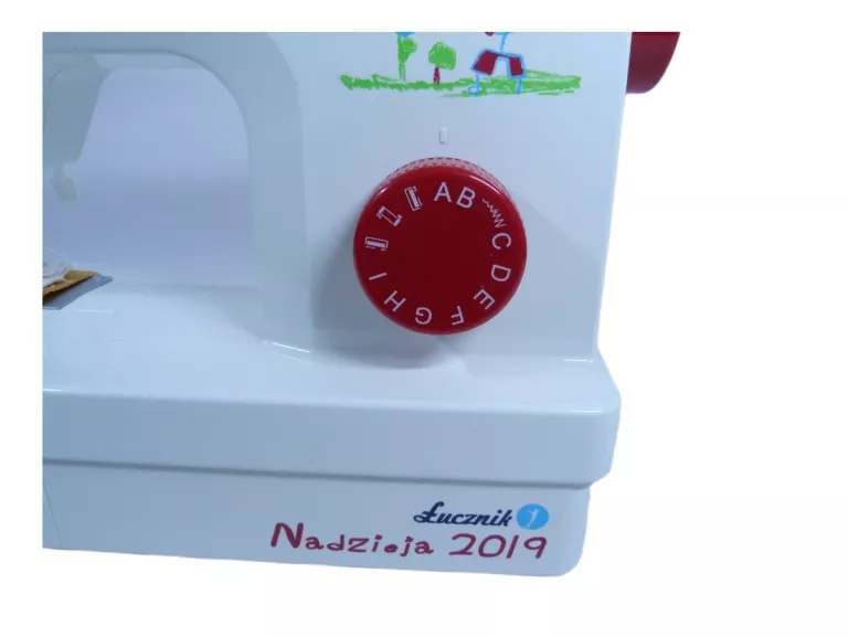 MASZYNA DO SZYCIA ŁUCZNIK NADZIEJA 2019 KOMPLET