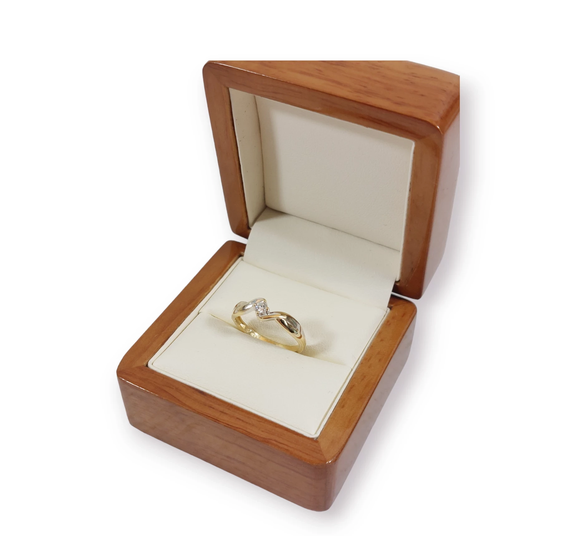 pierscionek-z-brylantem-pr-585-232g-r13-009ct-rodzaj-2205-2