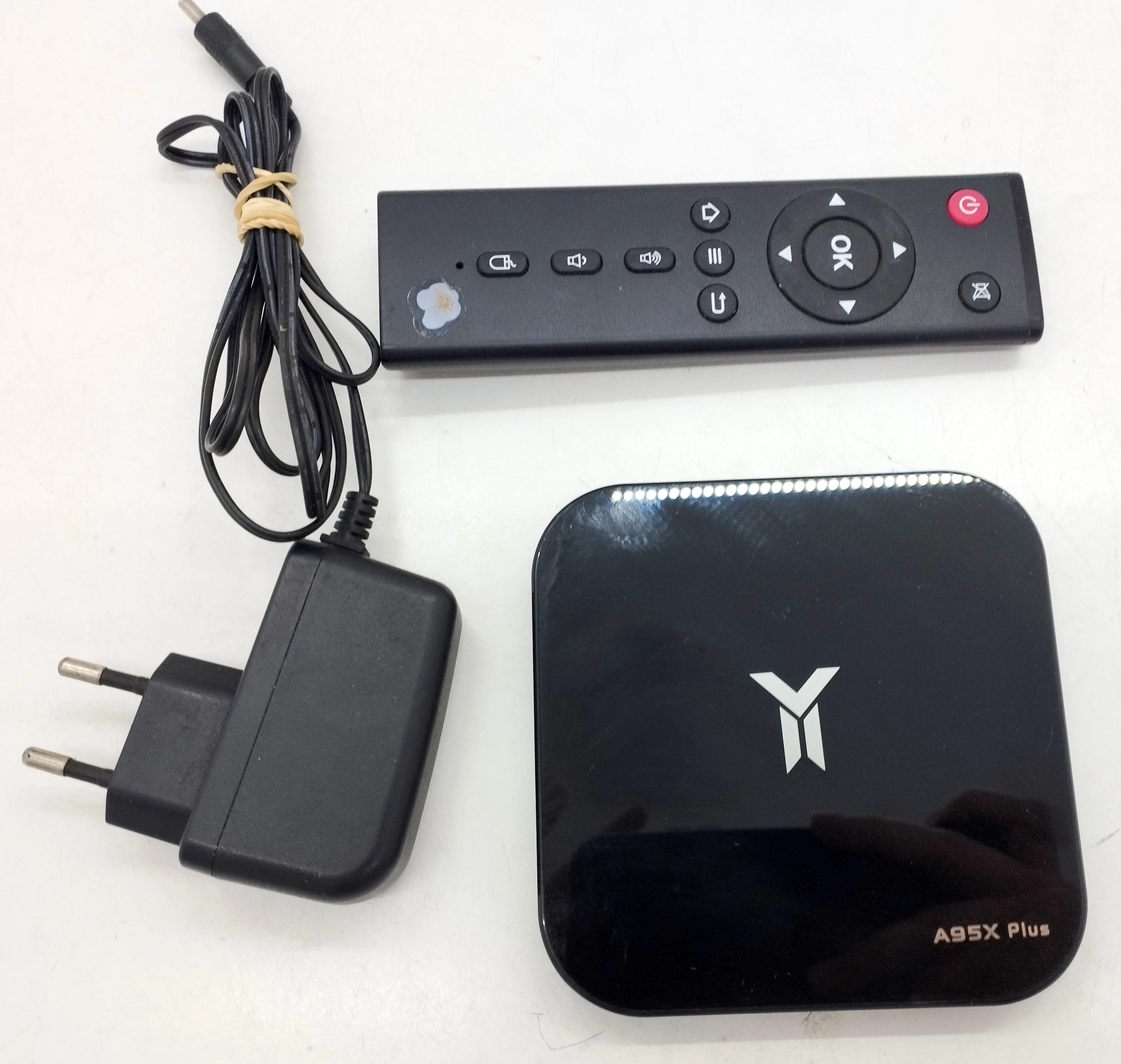 tv-box-ott-tv-box-a95x-plus-yii-z-pilotem-mostowa-6-augustow