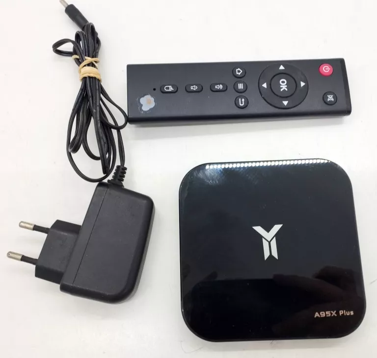 TV BOX OTT TV BOX A95X PLUS YII Z PILOTEM