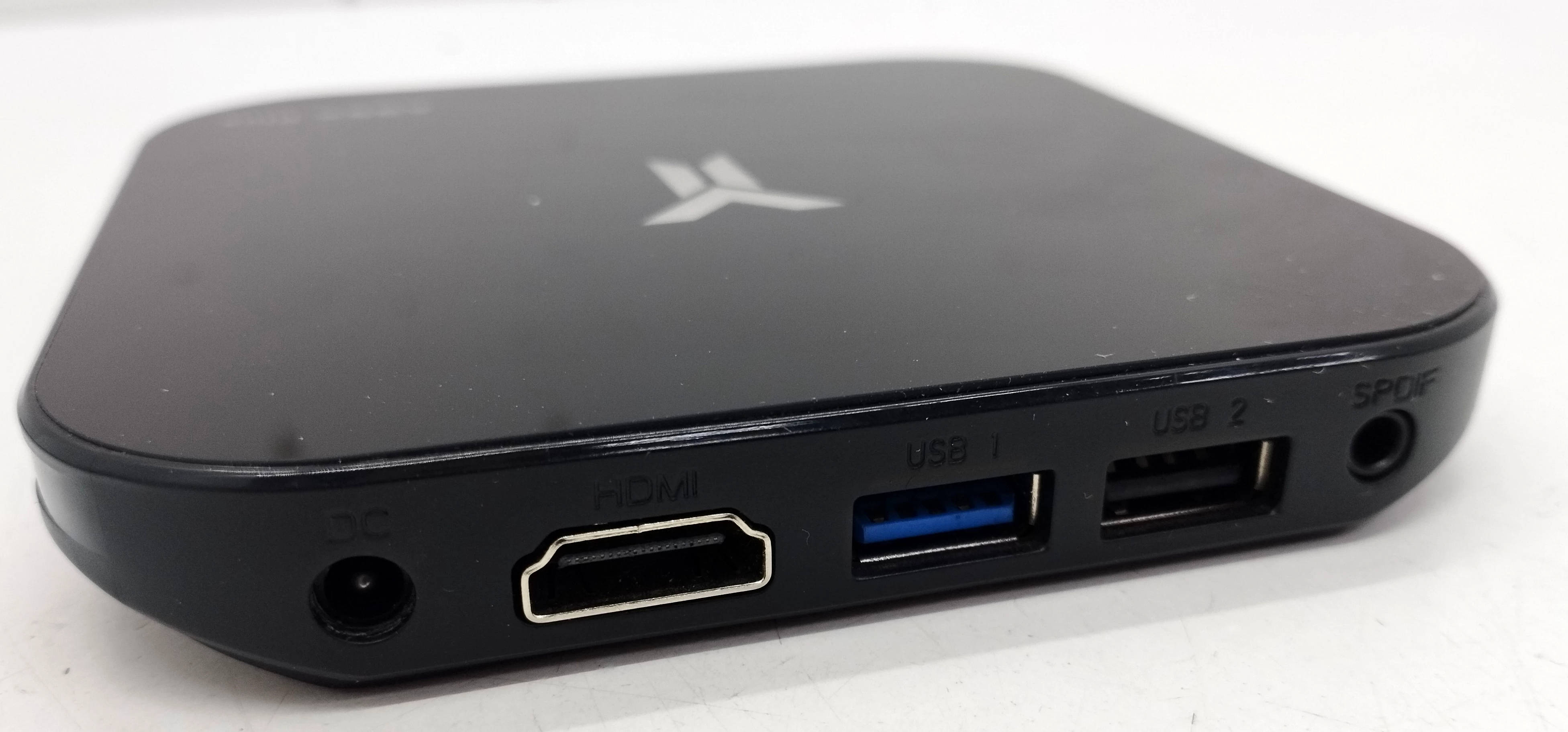 tv-box-ott-tv-box-a95x-plus-yii-z-pilotem-ean-gtin-9154152726507