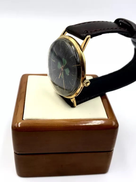 zegarek-lucz-de-luxe-23-kamienie-stan-nie-wymaga-renowacji