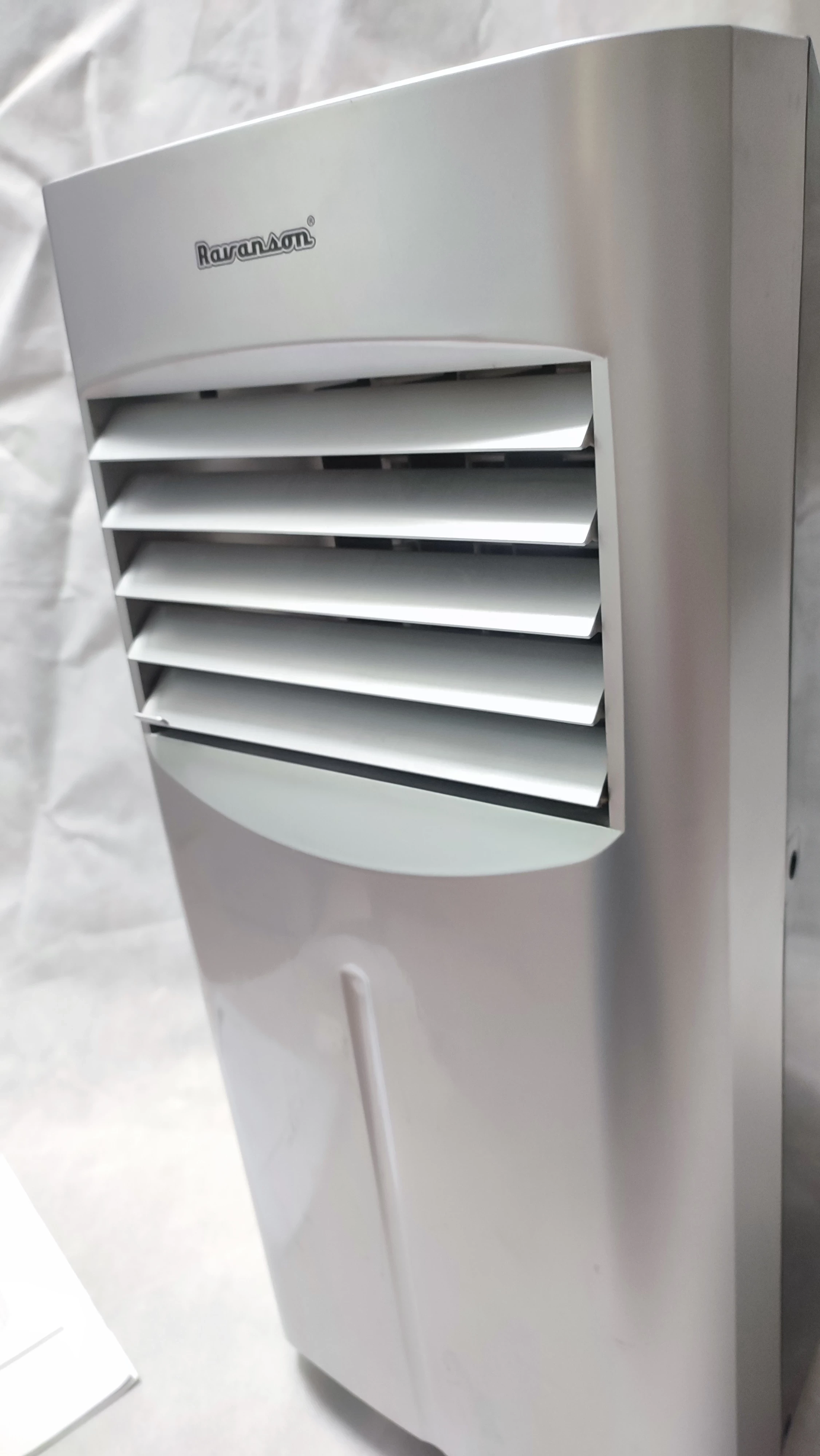 klimatyzator-ravanson-km9900-pilot-instrukcja-kolor-dominujacy-srebrnyszary