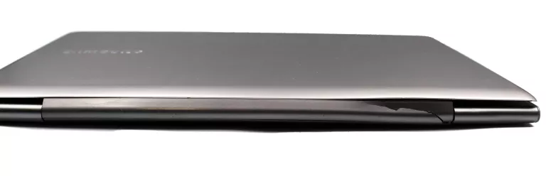 LAPTOP SAMSUNG ULTRA