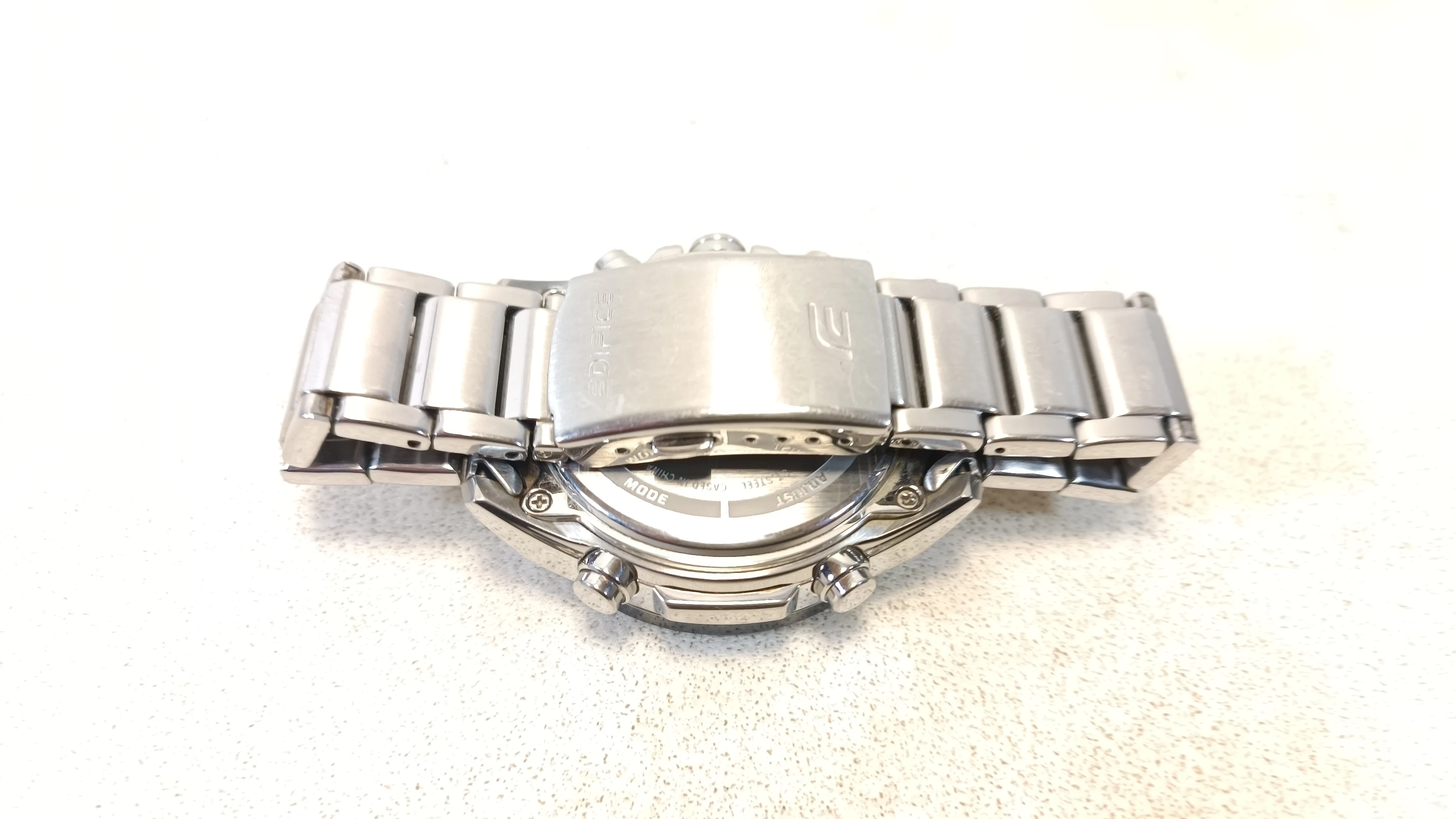 zegarek-casio-edifice-ecb-900-gwarancja-ksztalt-koperty-inny