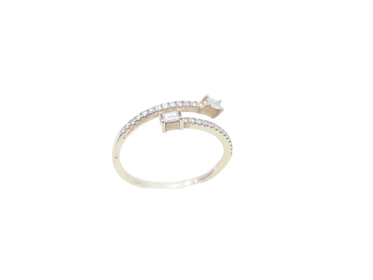 zloty-pierscionek-585-diamenty-rodzaj-wyrob-jubilerski