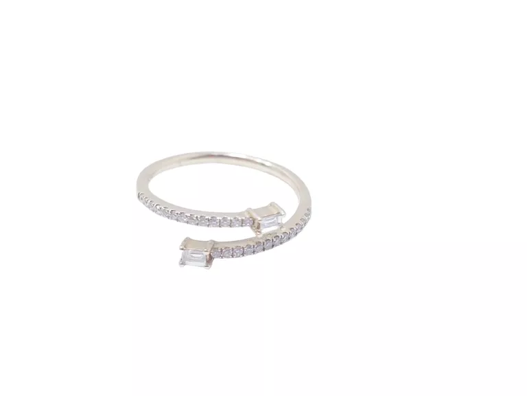 zloty-pierscionek-585-diamenty-material-zloto