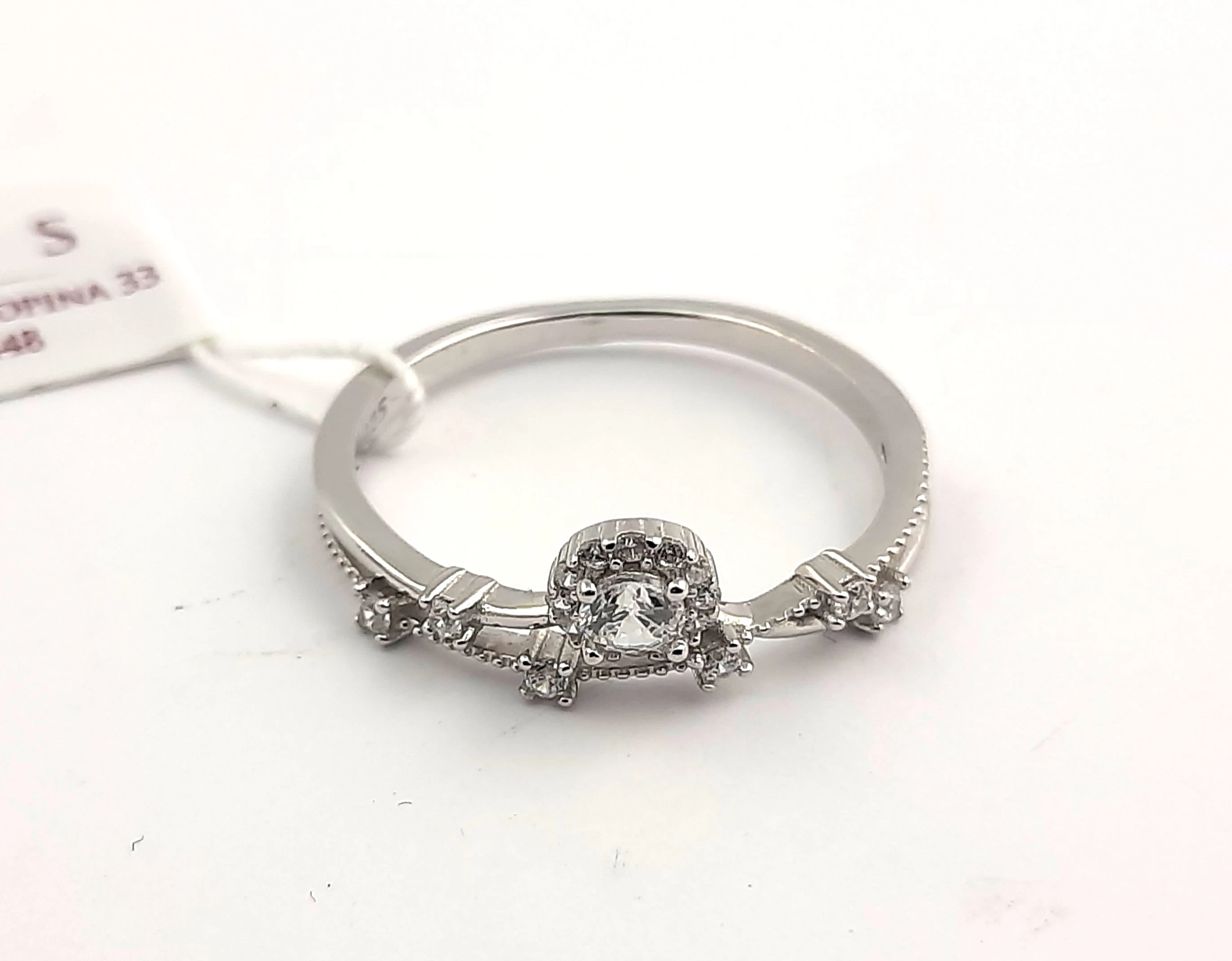 piekny-srebrny-pierscionek-z-cyrkoniami-210g-r21-1-go-maja-11a-libiaz