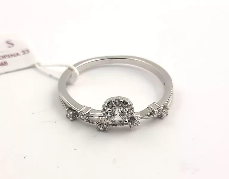 piekny-srebrny-pierscionek-z-cyrkoniami-210g-r21-1-go-maja-11a-libiaz