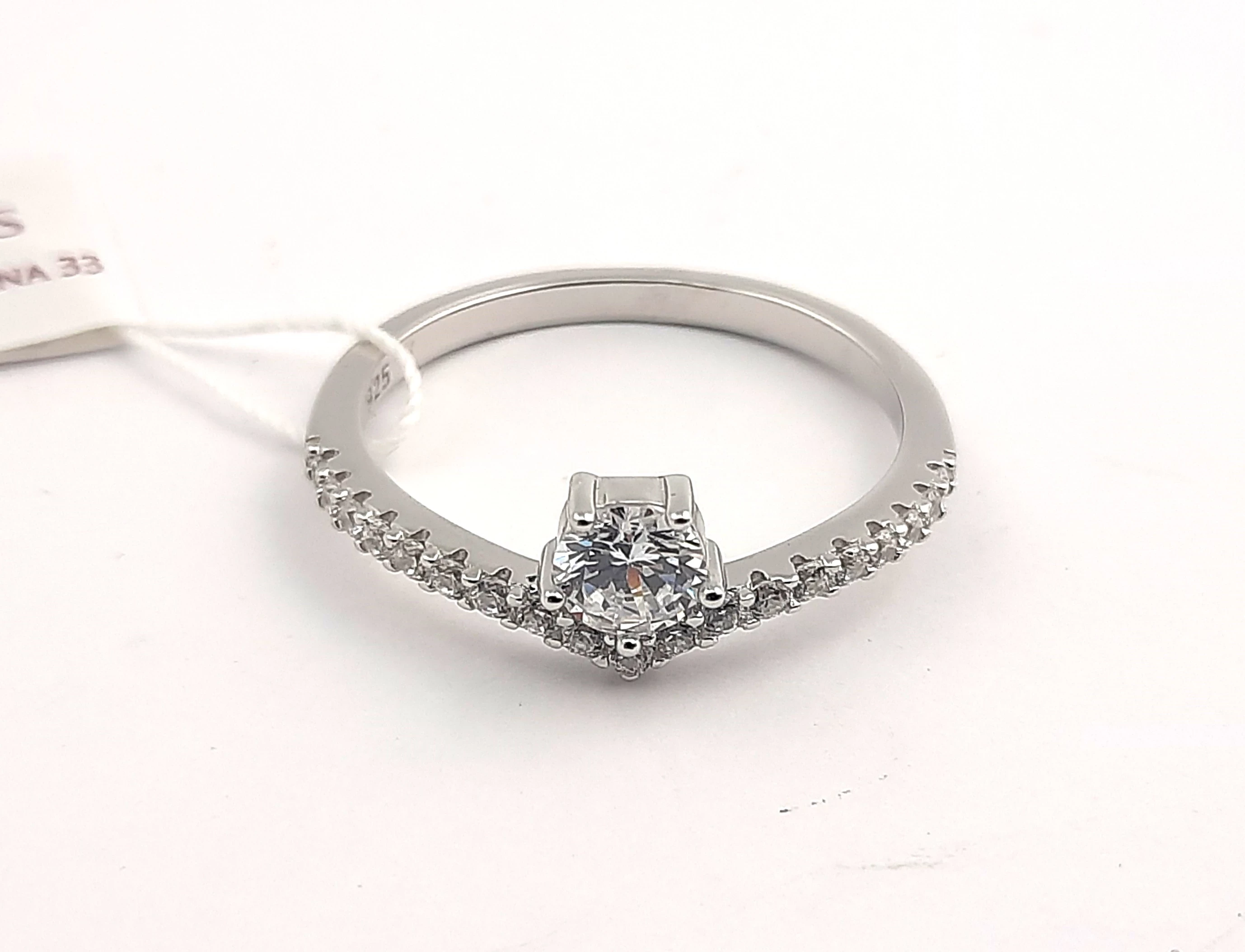 srebrny-pierscionek-cyrkonie-250g-r22-1-go-maja-11a-libiaz