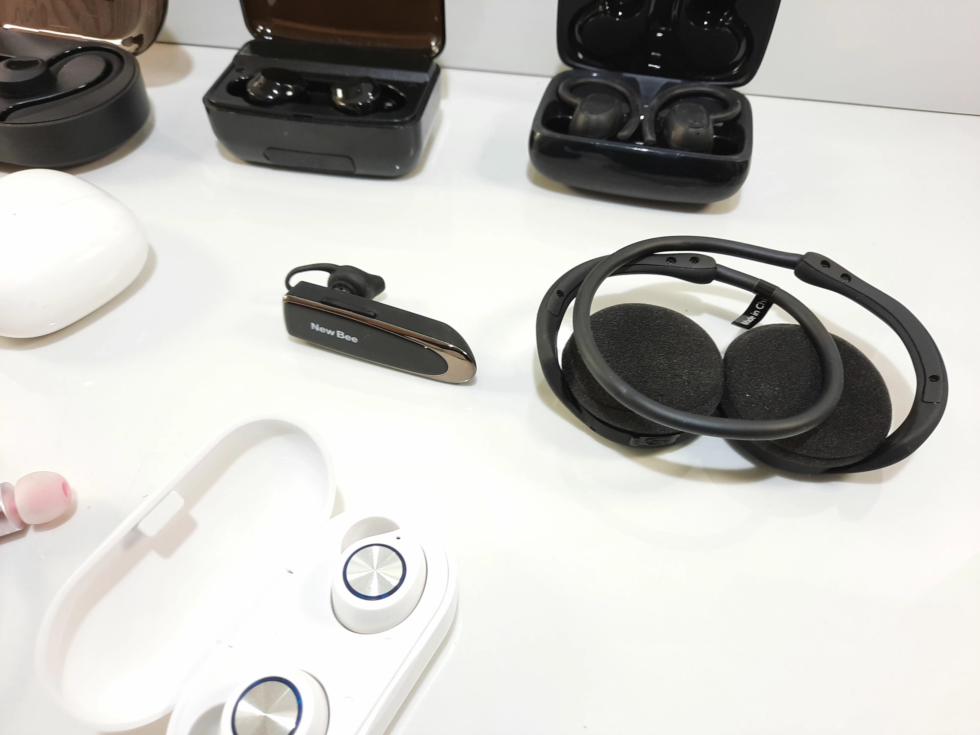 sluchawki-bezprzewodowe-tws-rozne-modele-kod-producenta-6954851241287