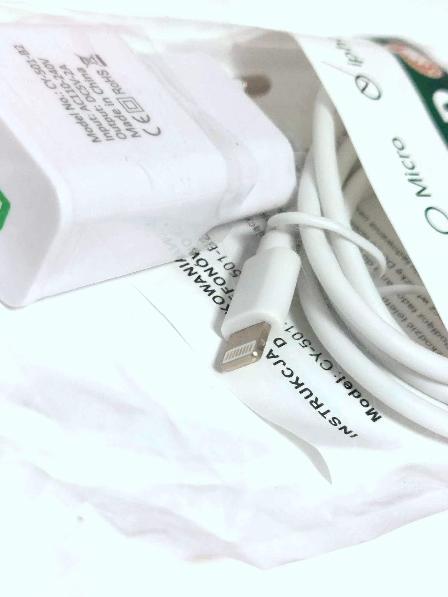 ladowarka-iphone-lightning-usb-2a-kod-producenta-2342