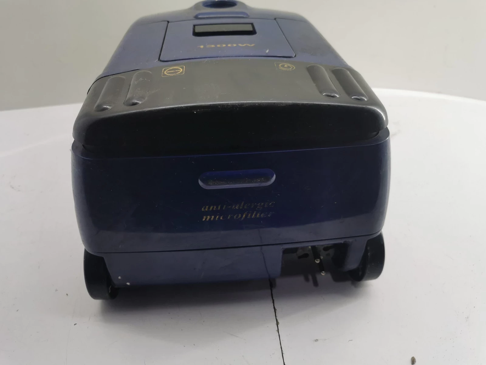 odkurzacz-zelmer-niebieski-z-rura-moc-1300