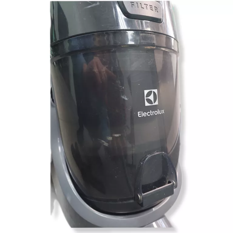 ODKURZACZ ELECTROLUX EASE C4+KOŃCÓWKI