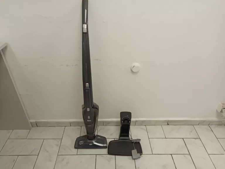 odkurzacz-pionowy-aeg-cx7-x-flexibility-nowopogonska-228-czeladz