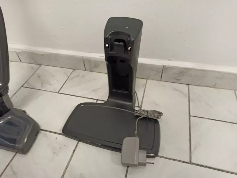 ODKURZACZ PIONOWY AEG CX7 X FLEXIBILITY