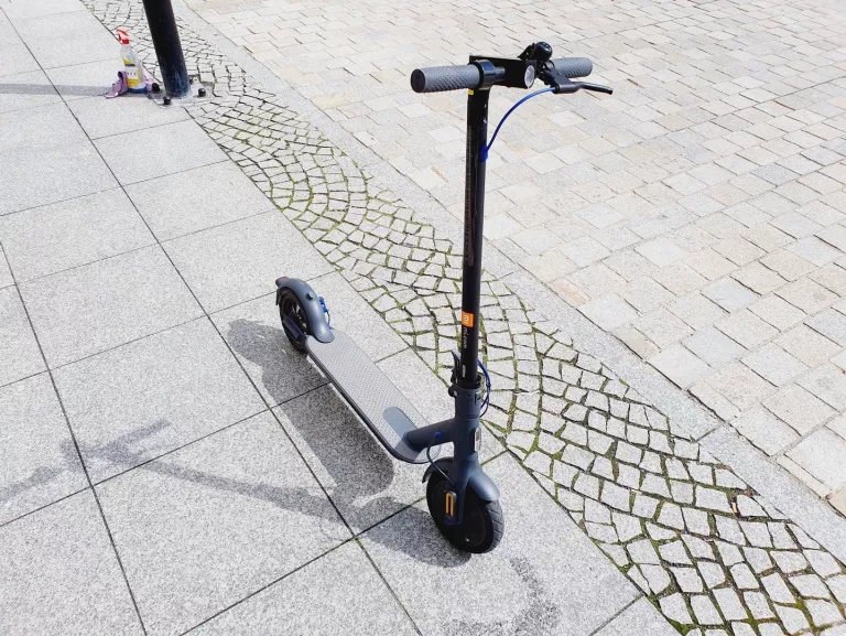 HULAJNOGA XIAOMI MI ELECTRIC SCOOTER 3 | 20KM