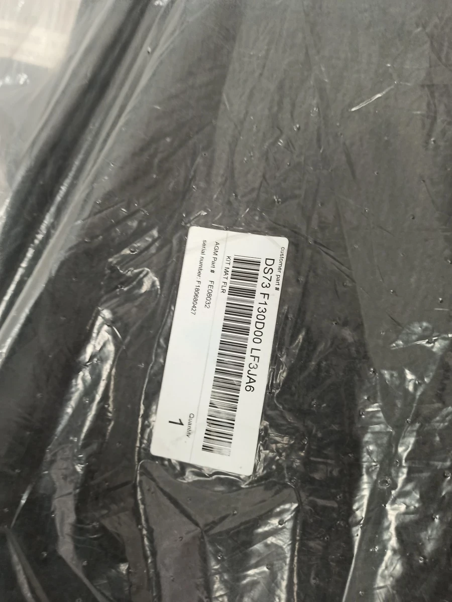 dywaniki-samochodowe-komplet-ford-d3u6a-product-id-99ab035a-9718-4e72-8c9d-4d01bd0b1f02