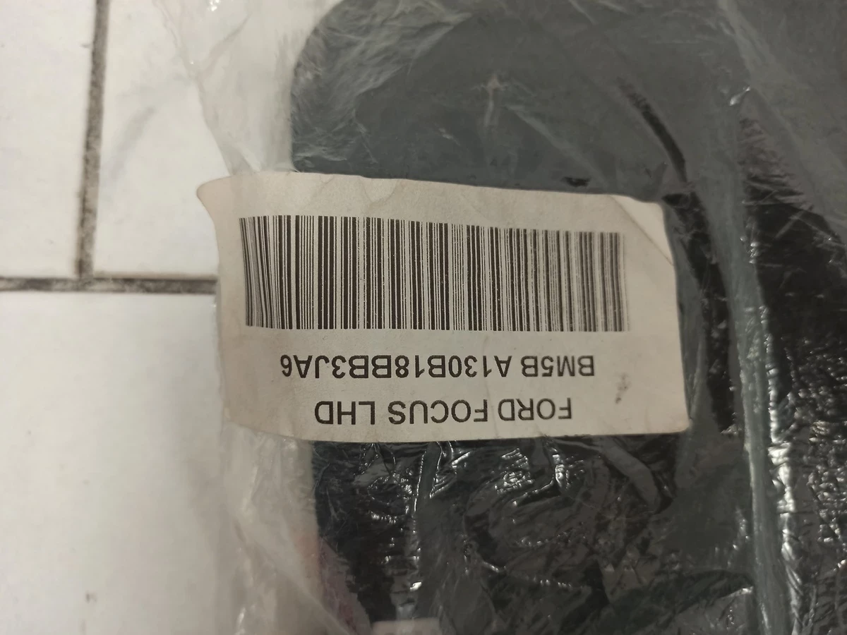 dywaniki-samochodowe-komplet-ford-d3u6a-zestaw-wieloelementowy-tak