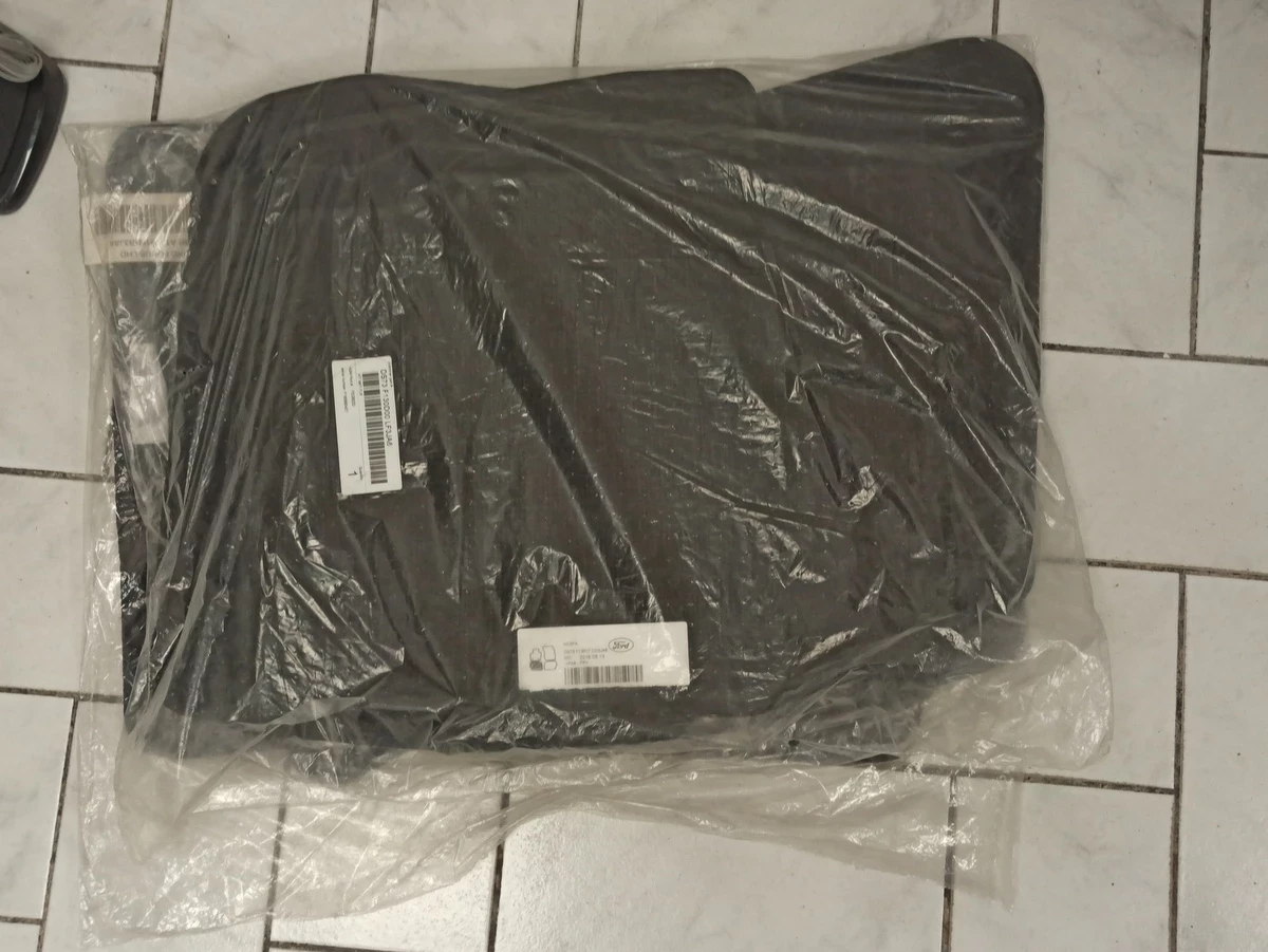 dywaniki-samochodowe-komplet-ford-d3u6a-producent-ford-oryginalne-oe