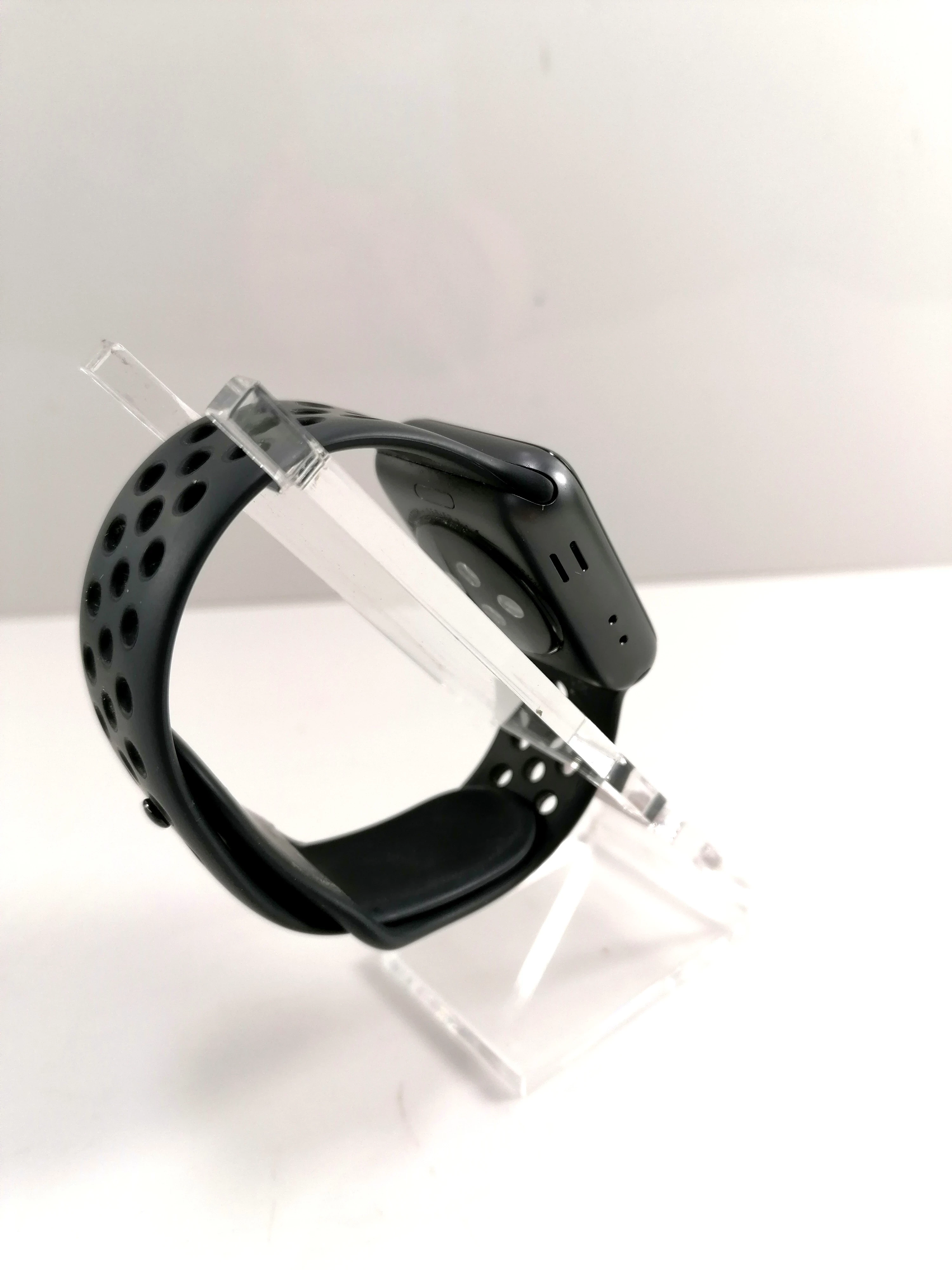 apple-watch-series-3-38mm-ean-gtin-0190198624512