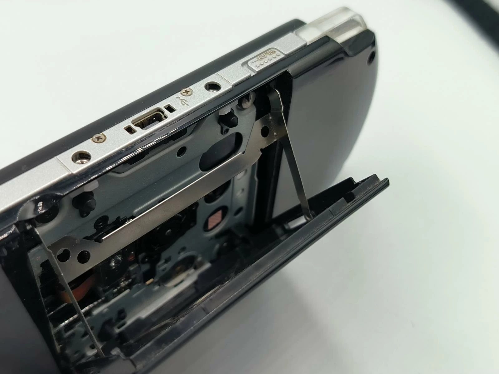 konsola-psp-3004lad2-gry-w-etui-polecamy-stan-uzywany