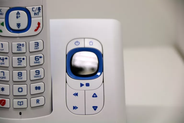 TELEFON STACJONARNY ALCATEL F530 VOICE AUDIO