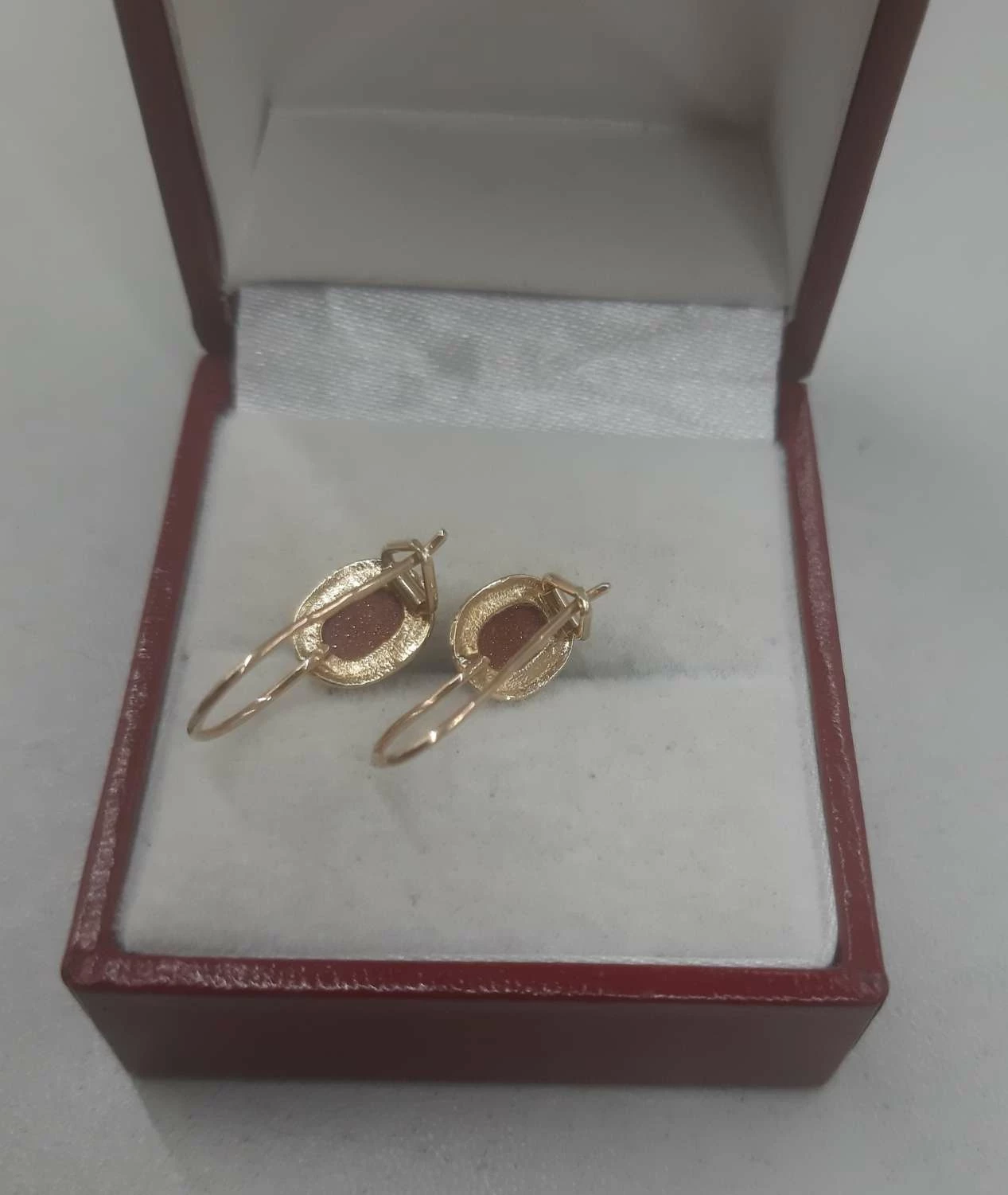 zlote-kolczyki-z-piaskiem-pustyni-585-rodzaj-wyrob-jubilerski