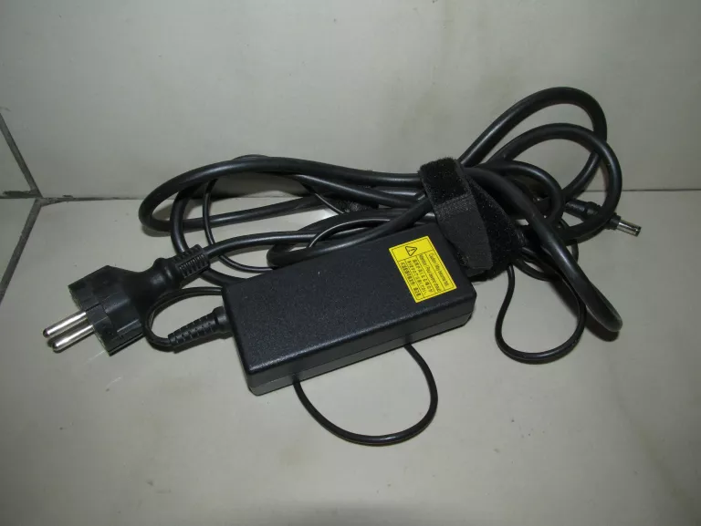 laptop-toshiba-satellite-c660-6gb250gb-kod-producenta-c660