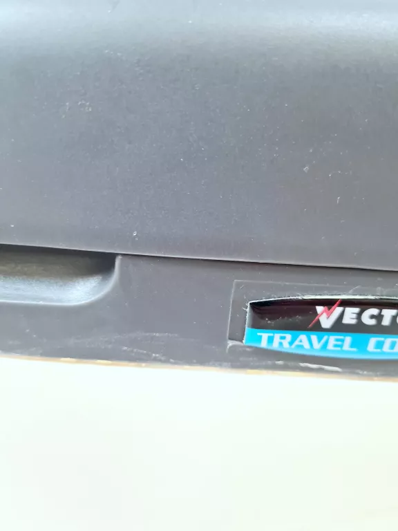 lodowka-samochodowa-vector-podlokietnik-polecam-product-id-398adc00-5477-4ab3-a139-6373bd660784