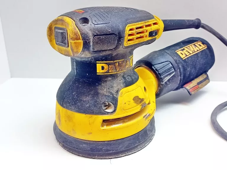 SZLIFIERKA MIMOŚRODOWA DEWALT DWE6423