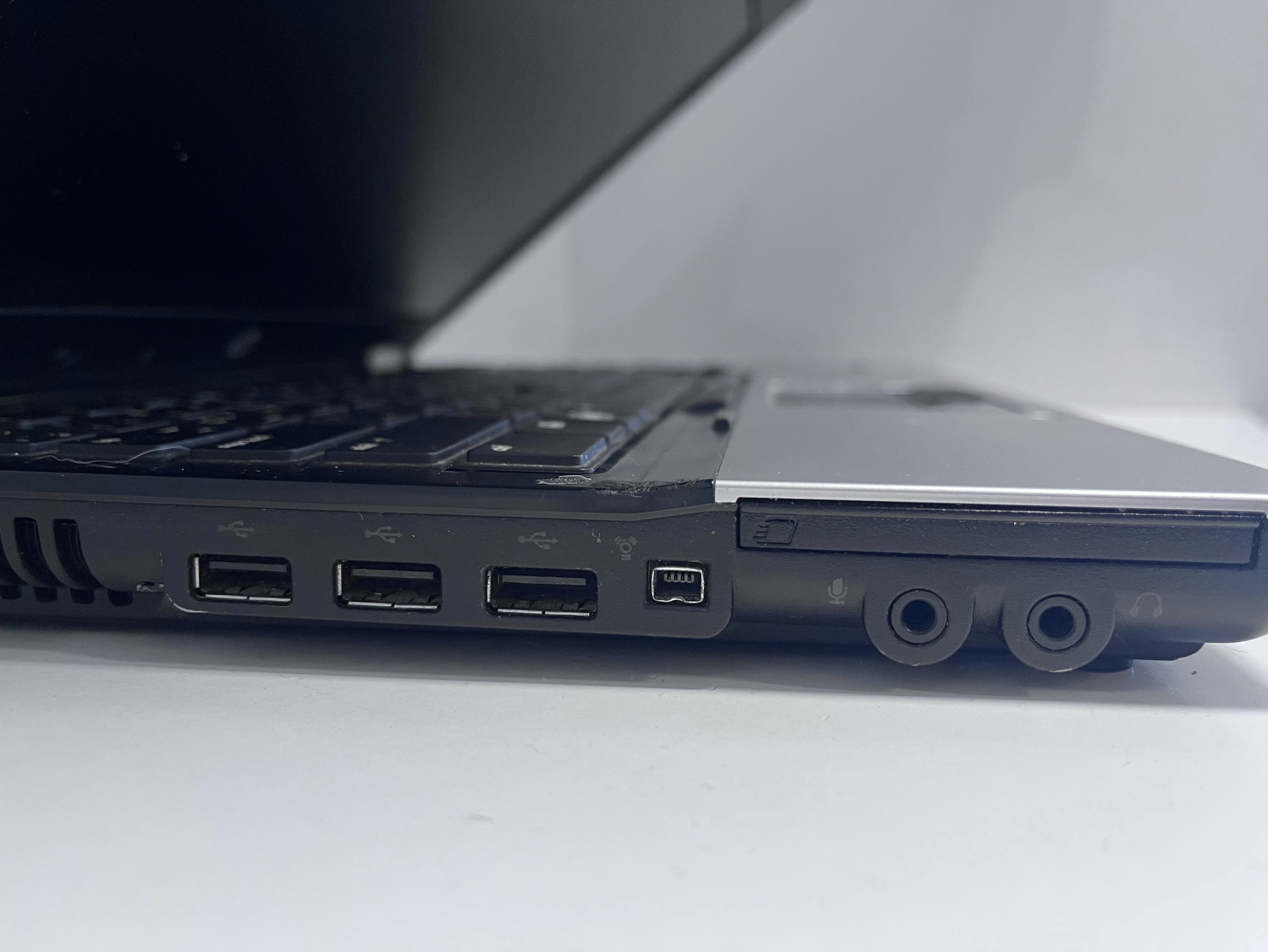 laptop-hp-elitebook-8440p-i5-6gb-ram-opis-model-8440p