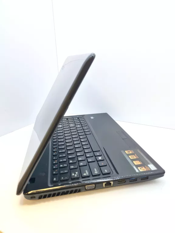 LAPTOP LENOVO G585 4/500 GB/WIN 8/ AMD E1 OPIS