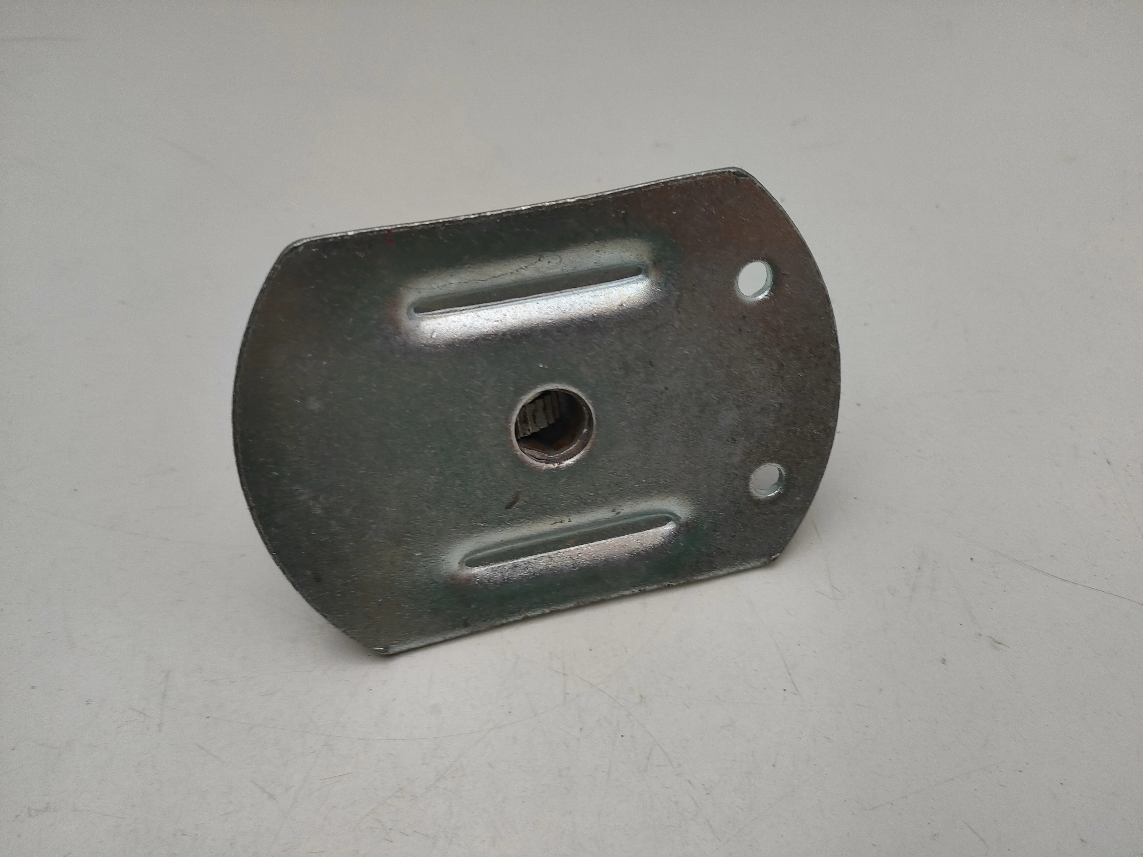 zabki-do-sciagania-drutu-rodzaj-murarski